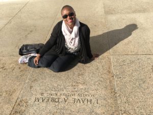 Tee at the Lincoln Memorial in Washington DC